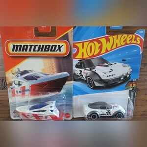 Matchbox and Hot Wheels Toy Car Bundle.